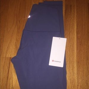 SOLD NWT Lululemon Ink Blue Aligns 28” (6)